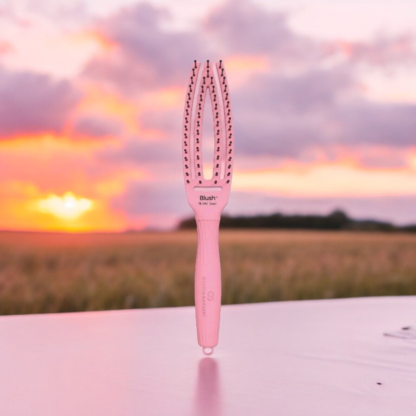 Olivia Garden Fingerbrush Blush Vented (small FB-SM1,Large FB-LG1) (動搜買任何三件八折)